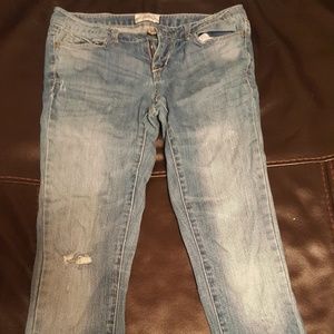 Cute girls skinny stretch jeans